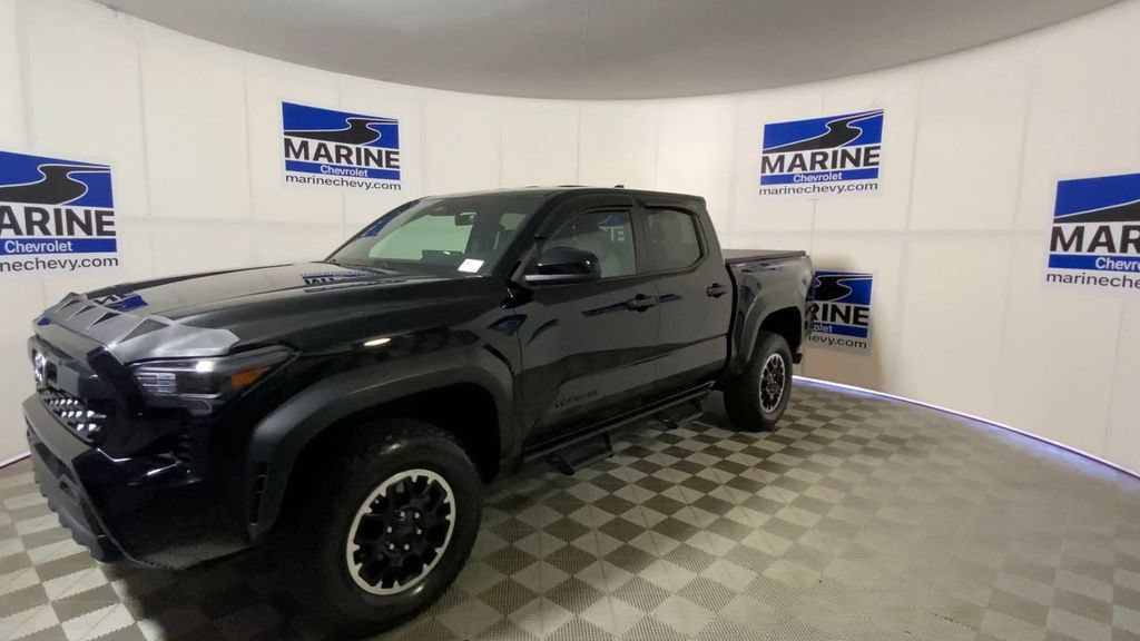 Used 2024 Toyota Tacoma TRD Off-Road AWD/4WD image 6