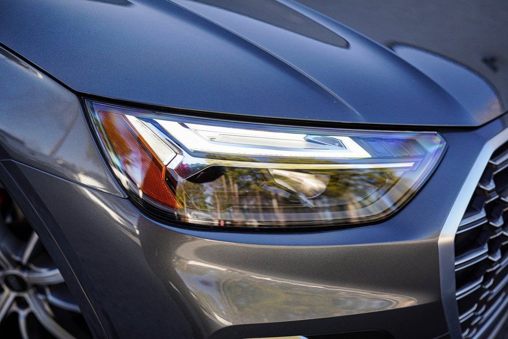 Used 2023 Audi SQ5 Premium Plus w/ Premium Plus Package image 6