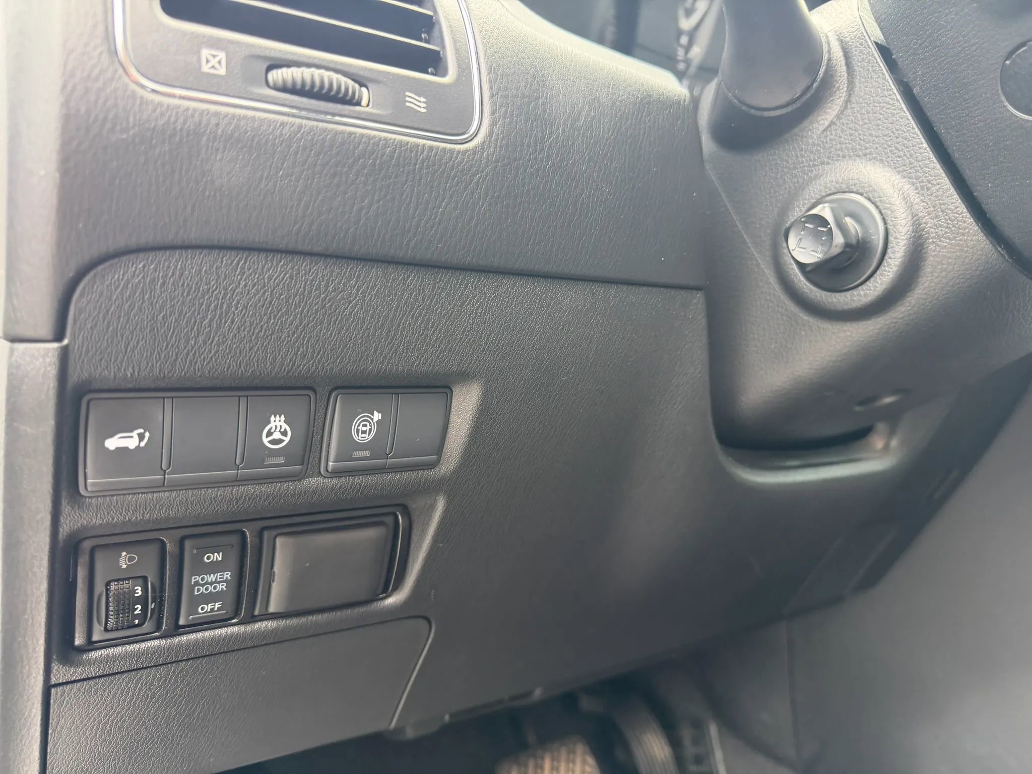 Used 2018 INFINITI QX80 2WD w/ Driver Assistance Package image 22