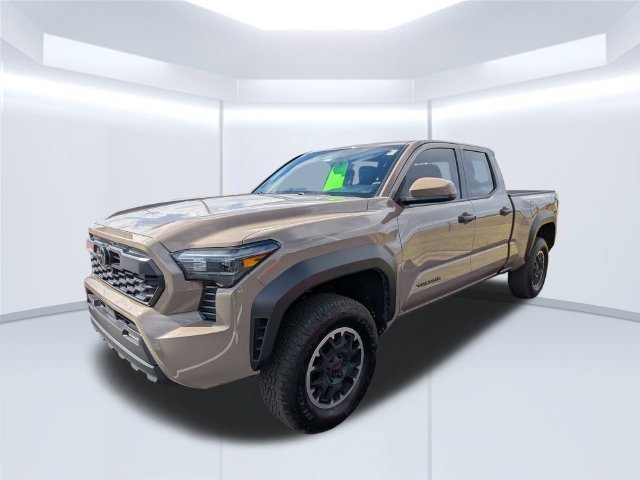 Certified 2026 Toyota Tacoma TRD Off-Road AWD/4WD image 3