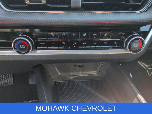 Used 2026 Chevrolet Equinox RS AWD/4WD image 18
