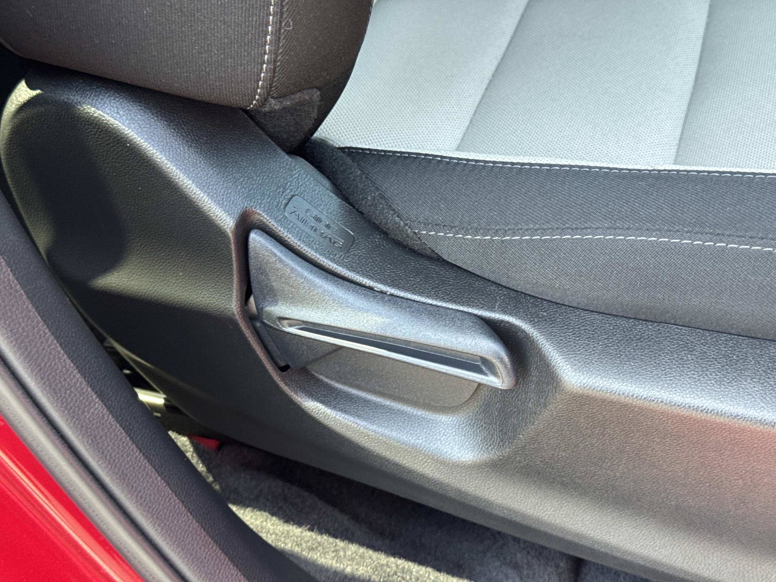 Certified 2025 Honda CR-V EX image 33