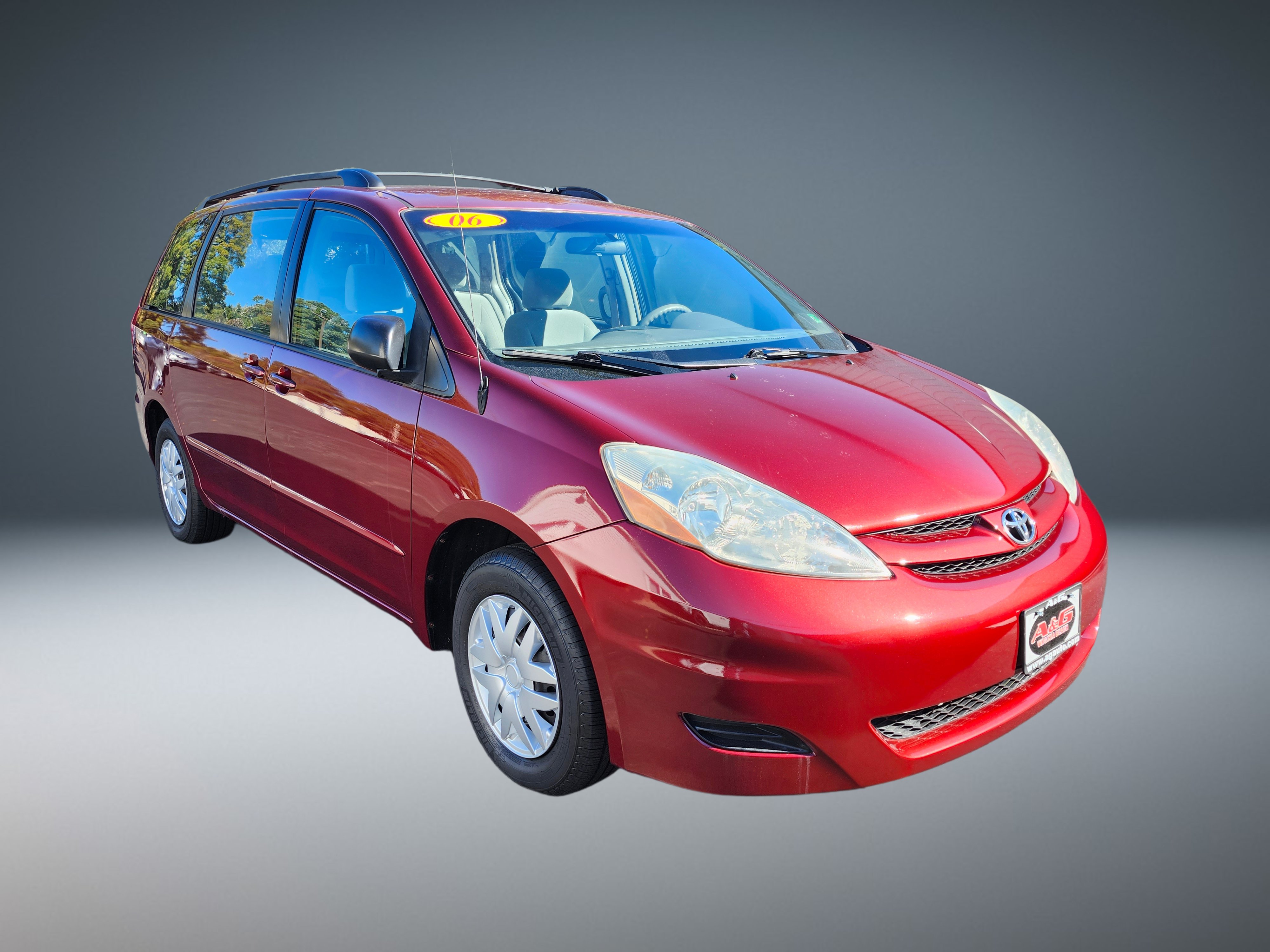Used 2006 Toyota Sienna FWD image 1