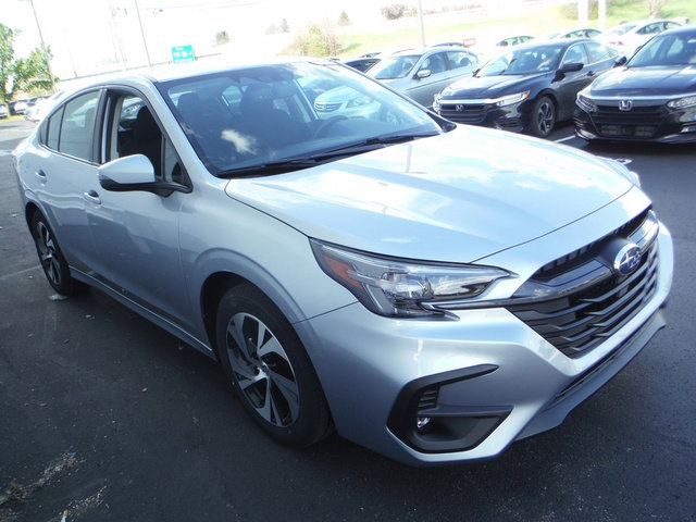 Used 2024 Subaru Legacy Premium AWD/4WD image 5