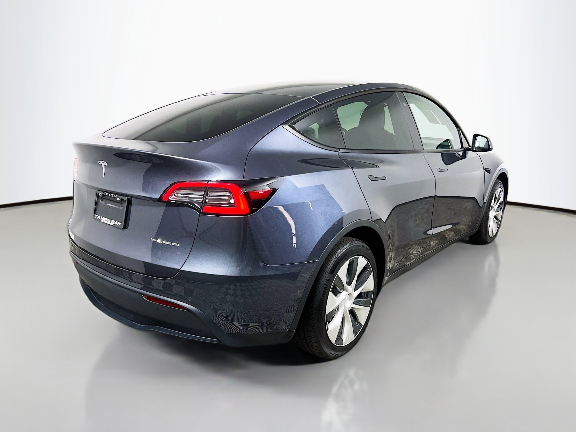 Used 2020 Tesla Model Y Long Range image 4
