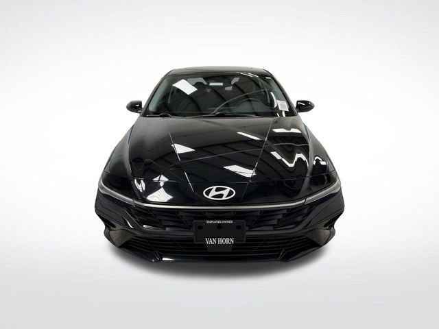 Used 2024 Hyundai Elantra SEL w/ Convenience Package image 12
