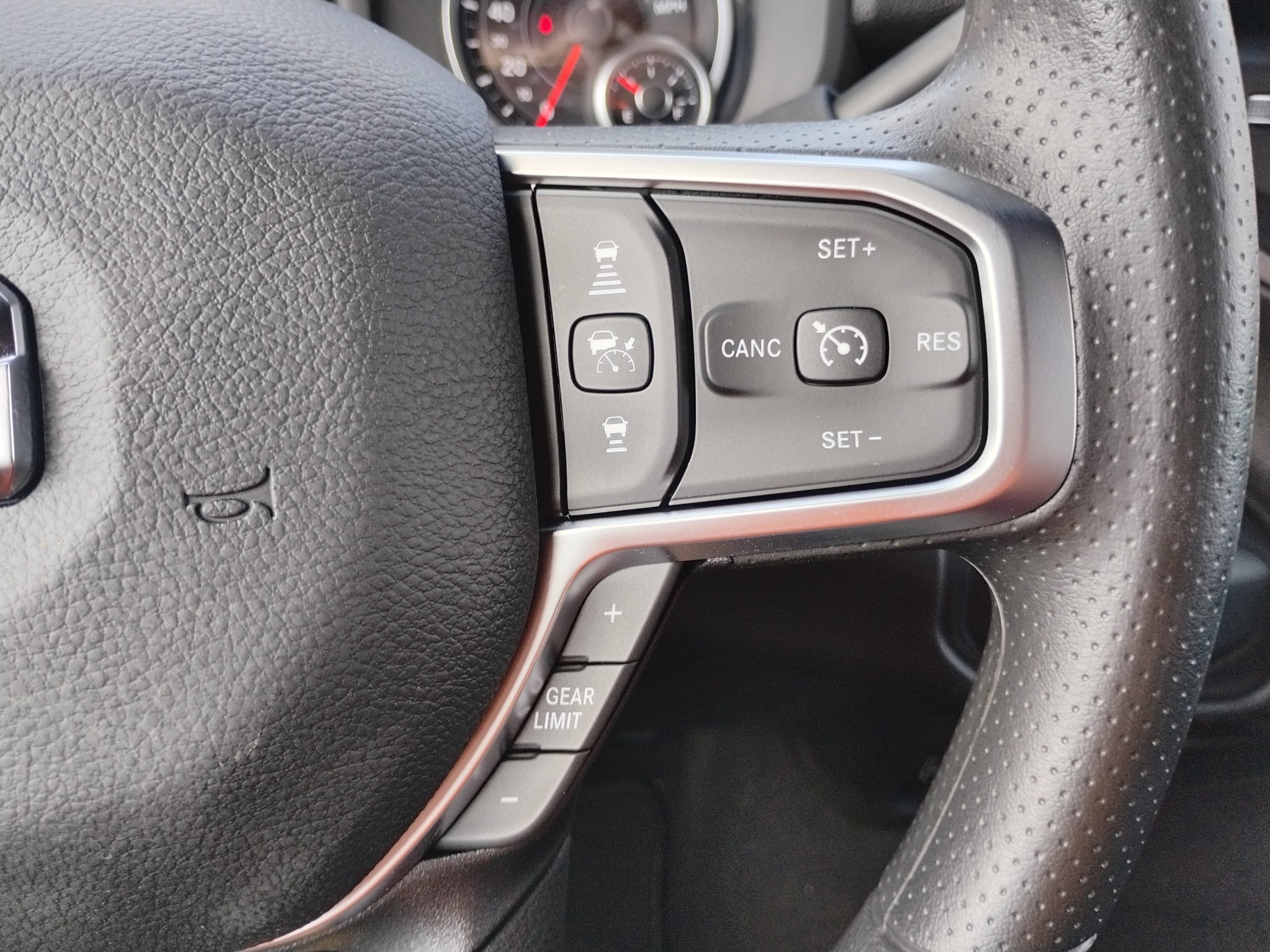 New 2027 RAM 2500 Tradesman AWD/4WD image 39