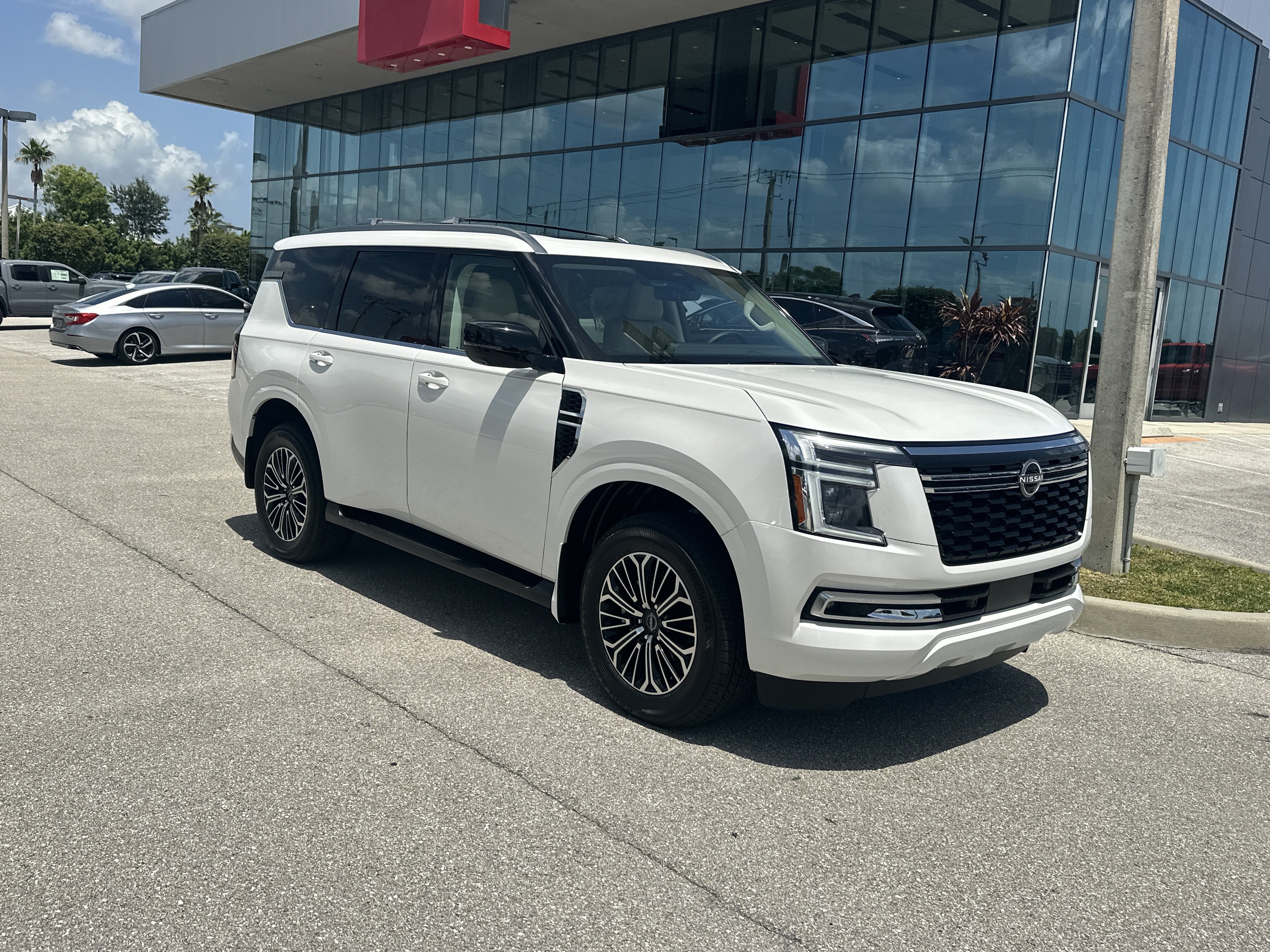 New 2026 Nissan Armada Platinum AWD/4WD image 5