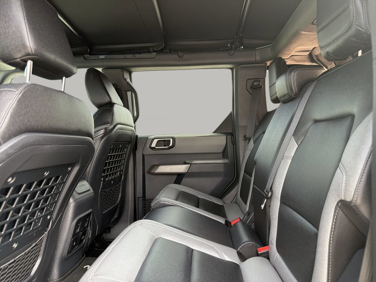 Used 2023 Ford Bronco Black Diamond AWD/4WD image 16
