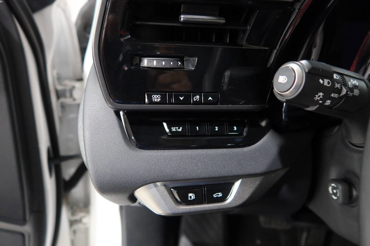 Used 2023 Lexus RX 350 w/ Cold Area Package AWD/4WD image 28
