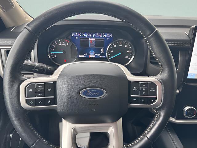 Used 2024 Ford Expedition XLT image 27
