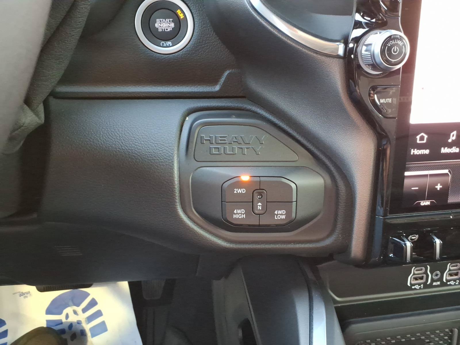 New 2026 RAM 2500 Laramie w/ Night Edition AWD/4WD image 16