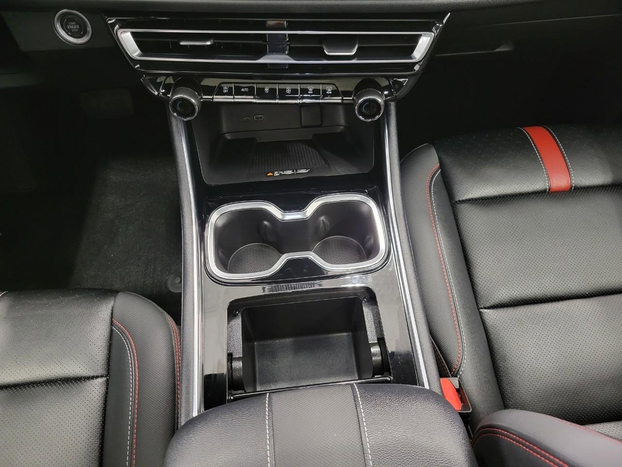 Certified 2024 Chevrolet Traverse RS w/ LPO, Floor Liner Package image 16