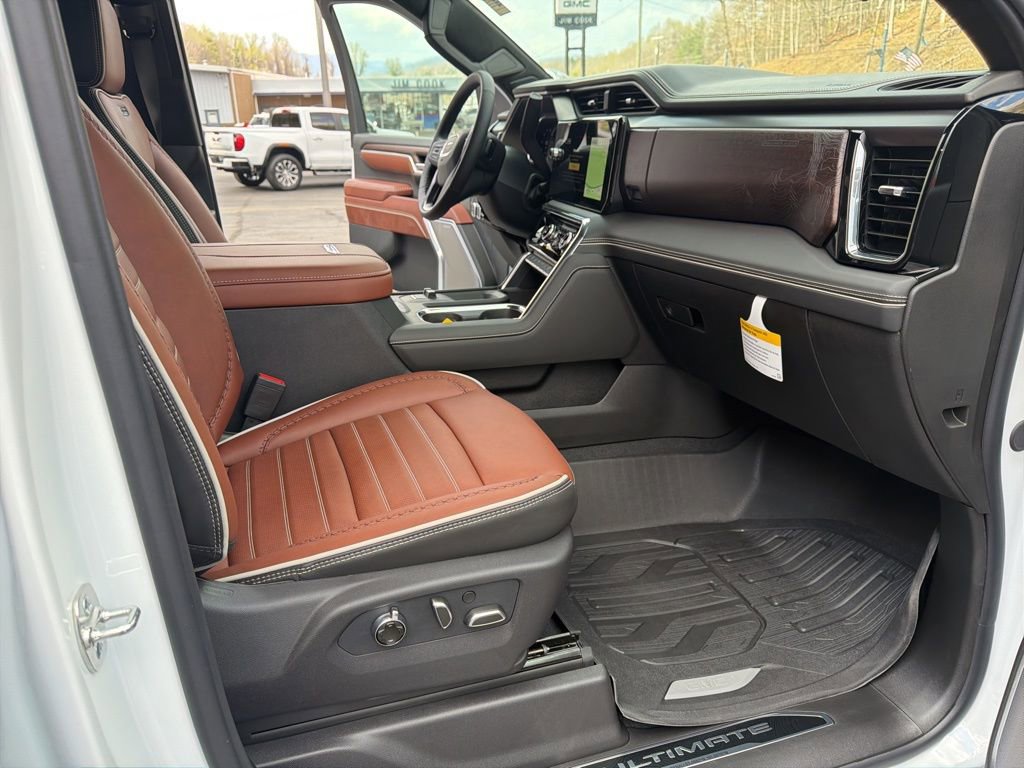 New 2026 GMC Sierra 3500 Denali Ultimate image 15