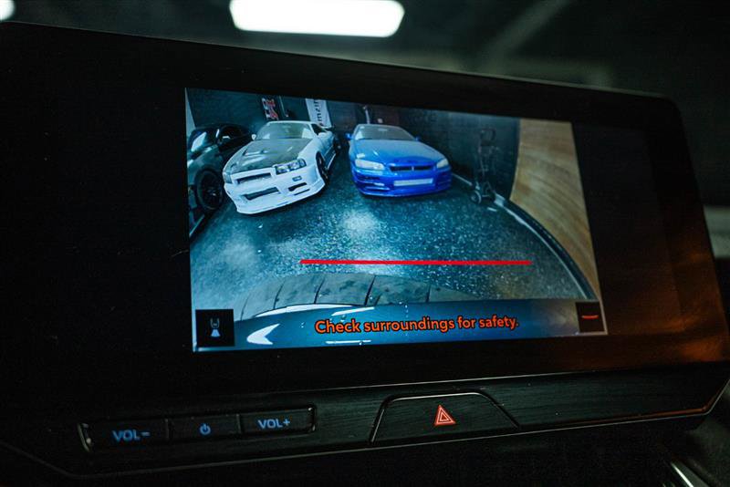 Used 2023 Toyota Venza XLE image 21
