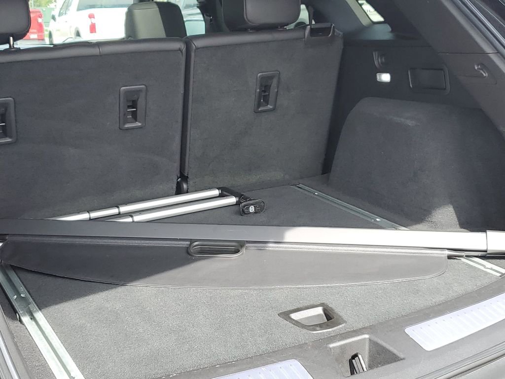 Used 2020 Cadillac XT5 Premium Luxury w/ Platinum Package AWD/4WD image 37