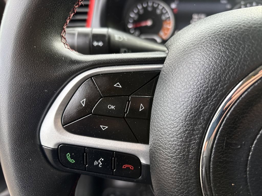 Used 2023 Jeep Renegade Trailhawk image 14