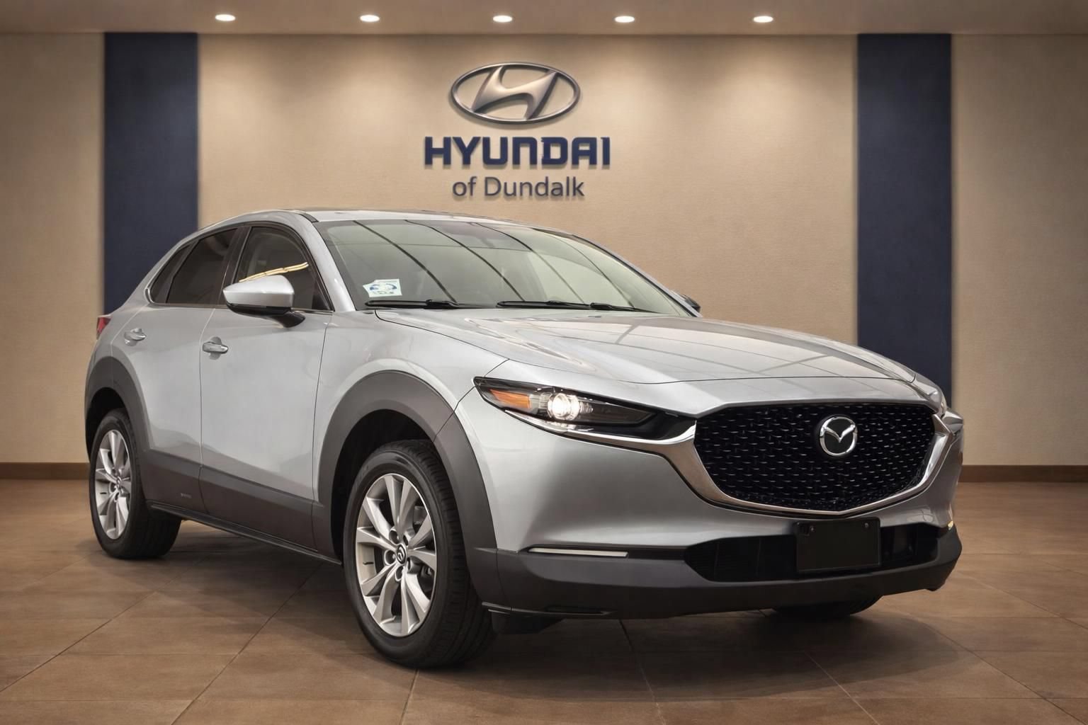 Used 2021 MAZDA CX-30 FWD 2.5 S w/ Select Package image 4