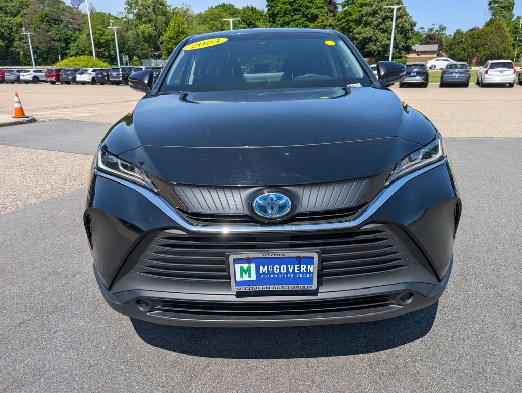 Used 2023 Toyota Venza LE AWD/4WD image 9