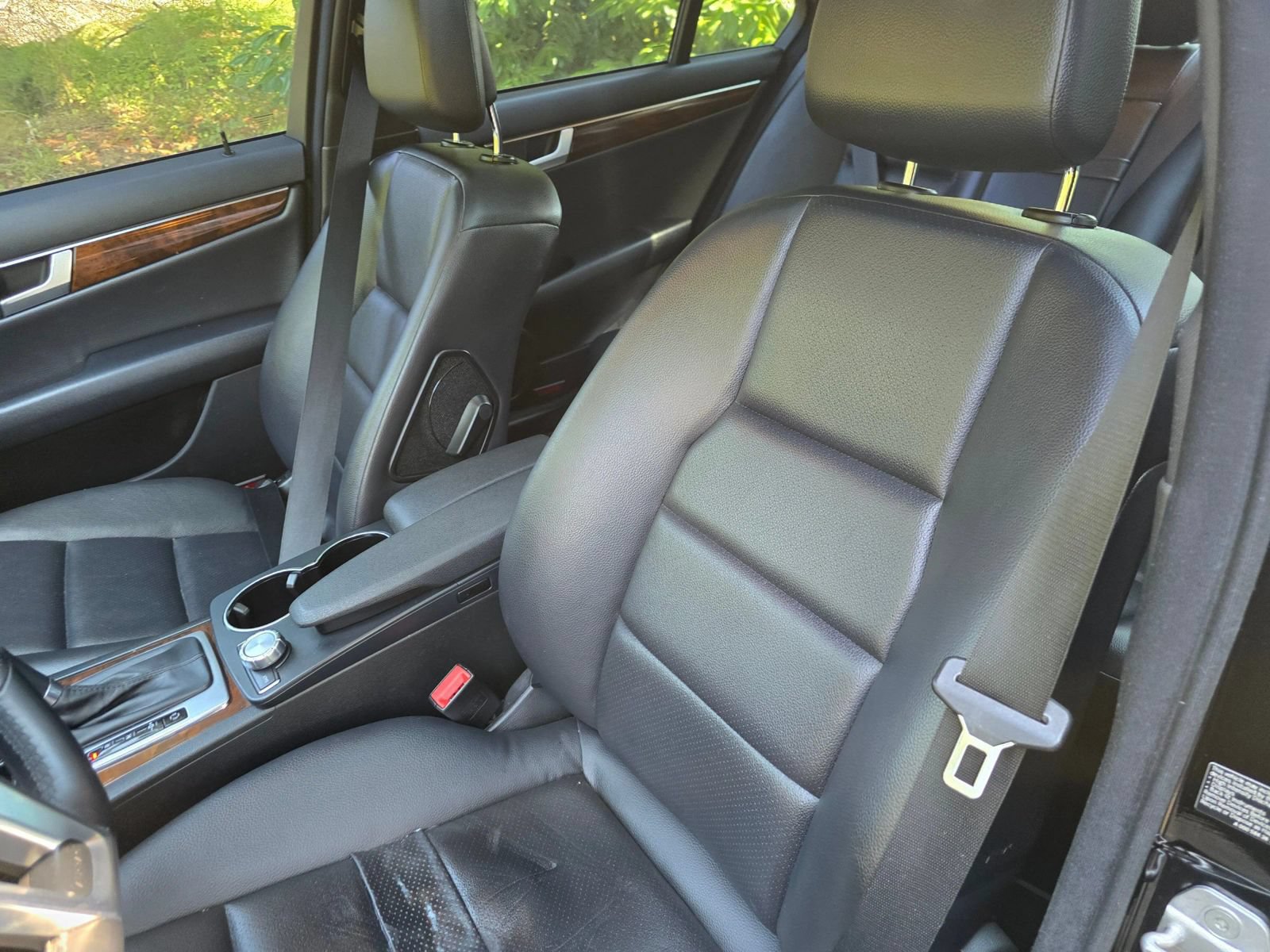 Used 2013 Mercedes-Benz C 300 4MATIC Sedan image 21