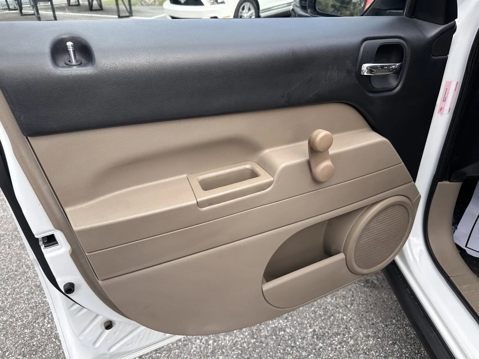 Used 2013 Jeep Patriot Sport image 9