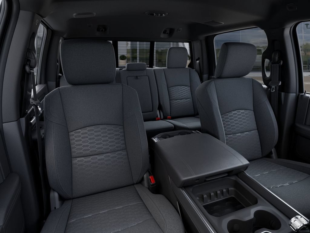 New 2026 RAM 2500 Big Horn AWD/4WD image 17