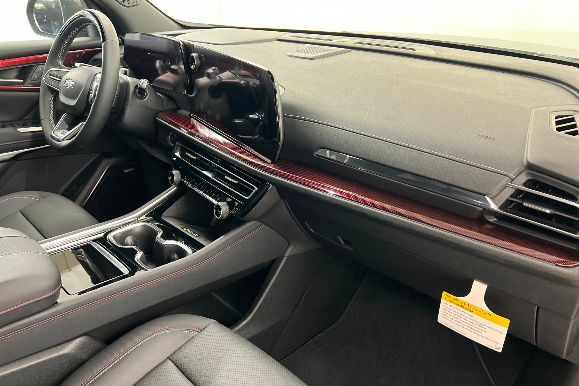 New 2026 Chevrolet Traverse Z71 w/ Enhanced Driving Package AWD/4WD image 26