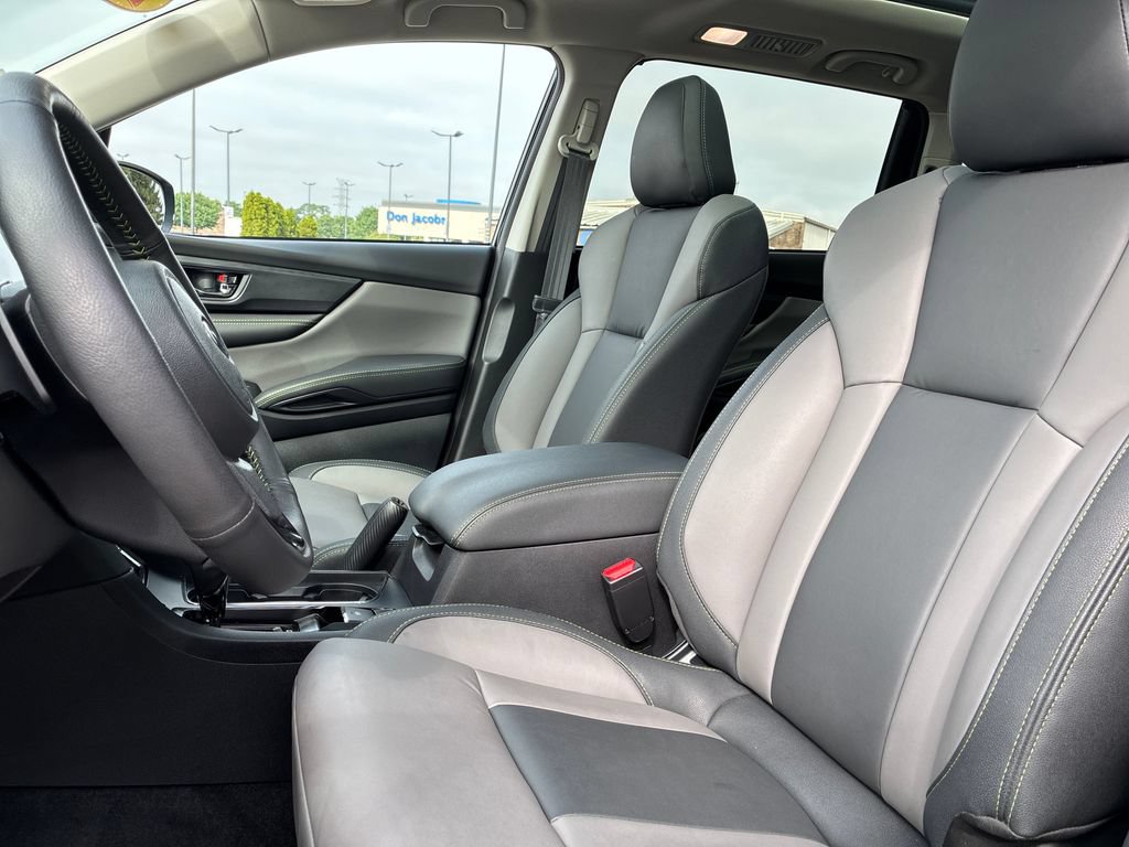 Used 2025 Subaru Ascent Onyx Edition AWD/4WD image 11