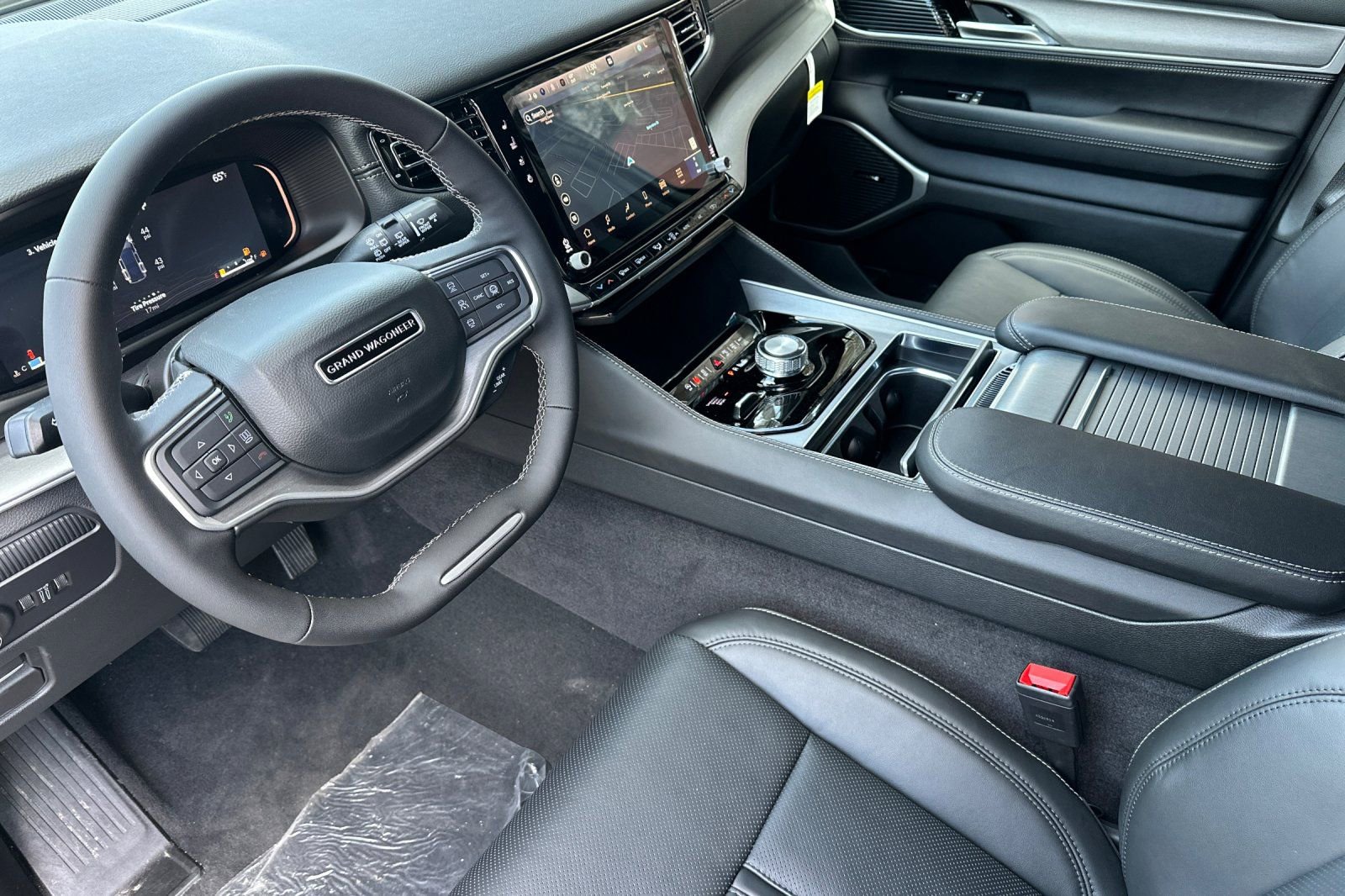 New 2026 Jeep Grand Wagoneer L 4WD image 9