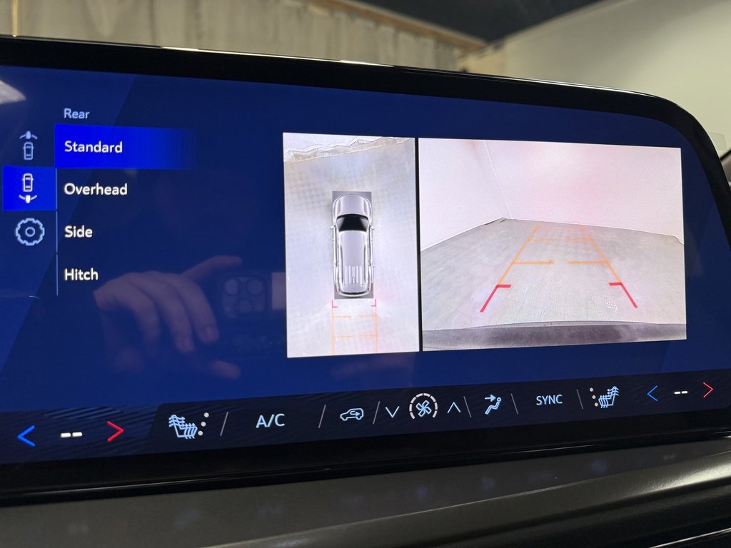 New 2026 Chevrolet Traverse LT w/ Driver Confidence Package image 27