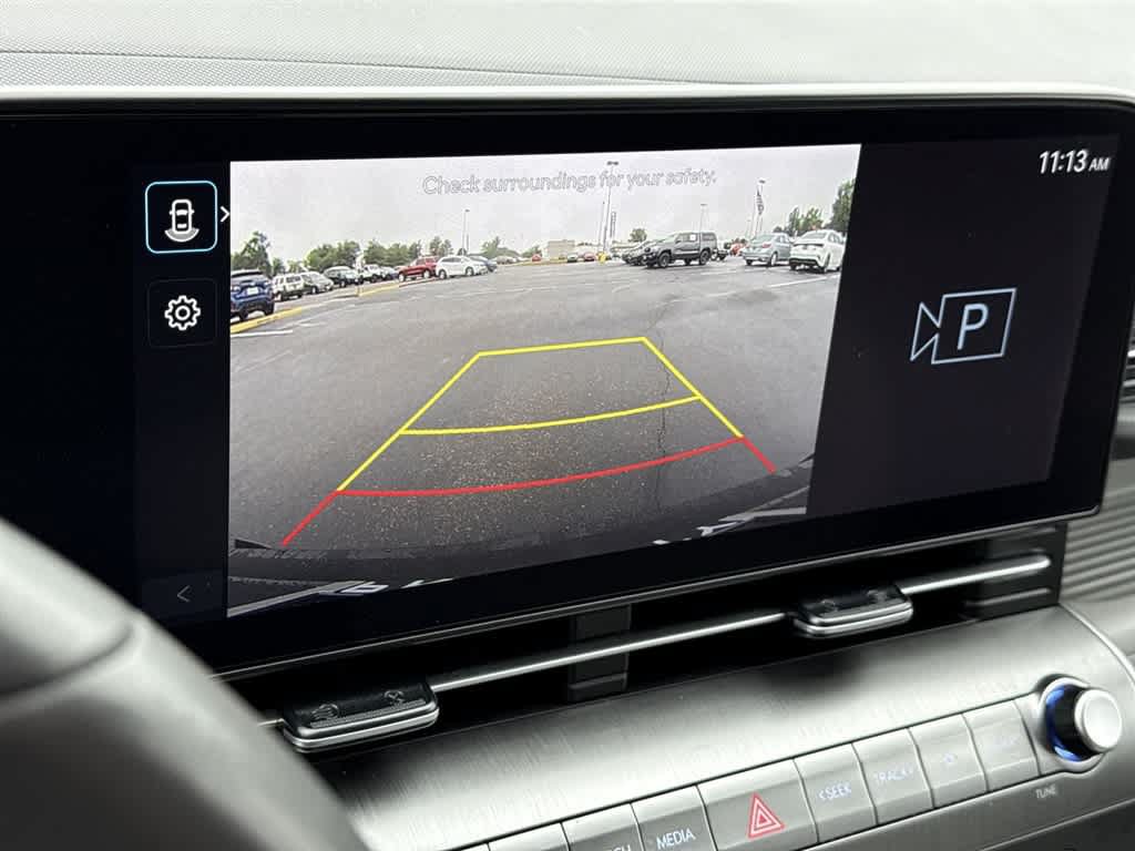Used 2024 Hyundai Kona SEL AWD/4WD image 32