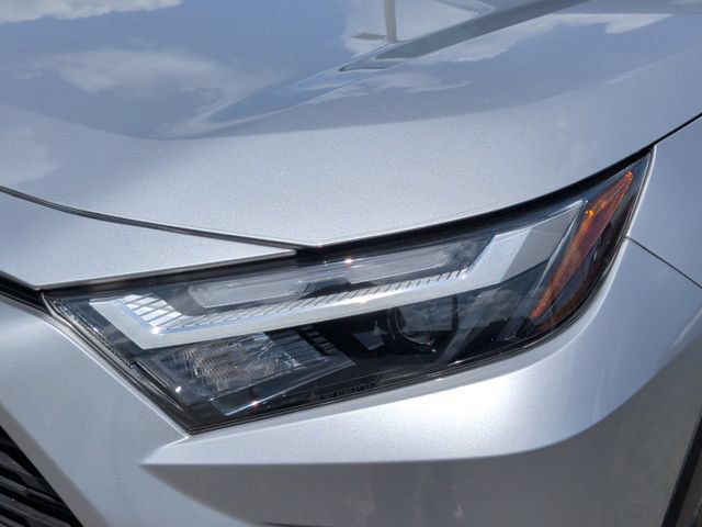 Used 2023 Toyota RAV4 LE AWD/4WD image 11