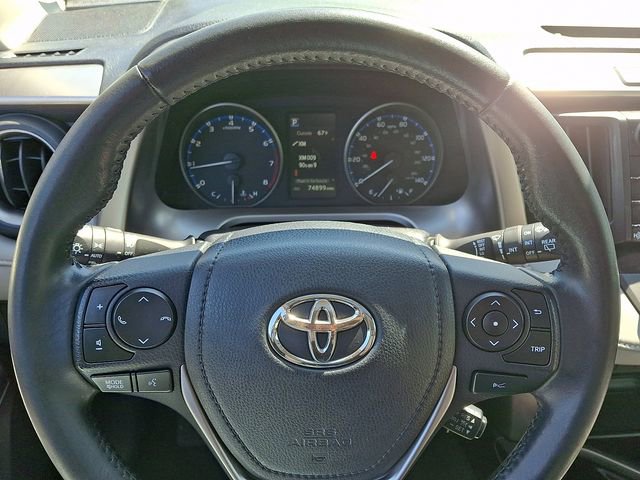 Used 2017 Toyota RAV4 XLE w/ Plus Special Value Package AWD/4WD image 19
