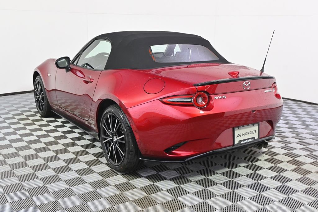 New 2026 MAZDA MX-5 Miata Grand Touring w/ Appearance Package RWD image 4