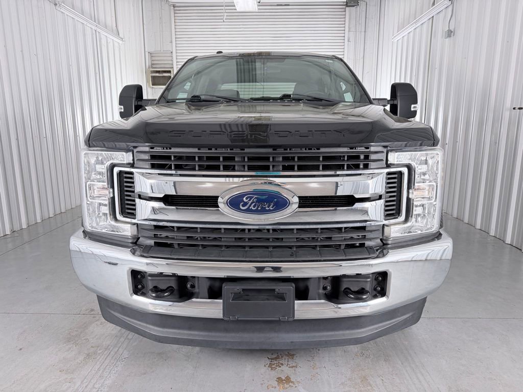 Used 2018 Ford F250 XLT AWD/4WD image 2