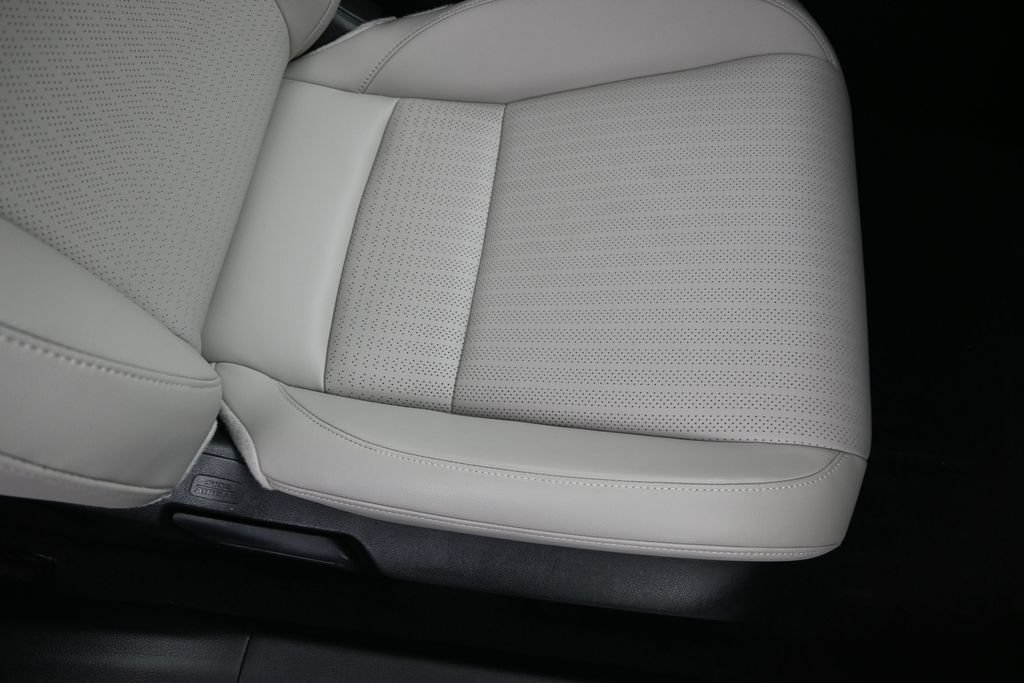 Certified 2023 Honda Civic EX-L image 19