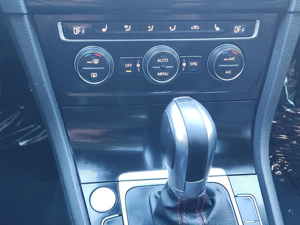 Used 2016 Volkswagen GTI Autobahn image 22