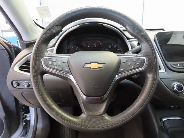 Used 2023 Chevrolet Malibu LT image 8