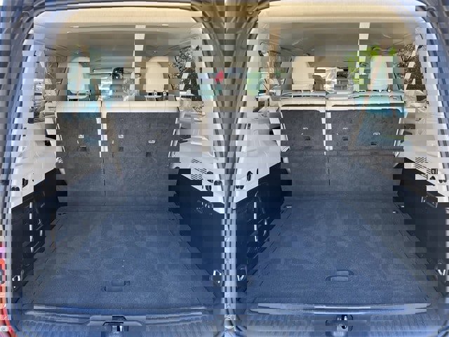 Used 2024 Jeep Wagoneer L Series II image 33