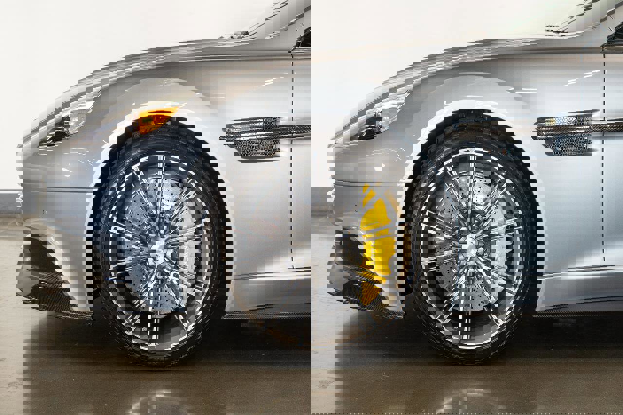 Used 2014 Aston Martin Vanquish Volante image 27