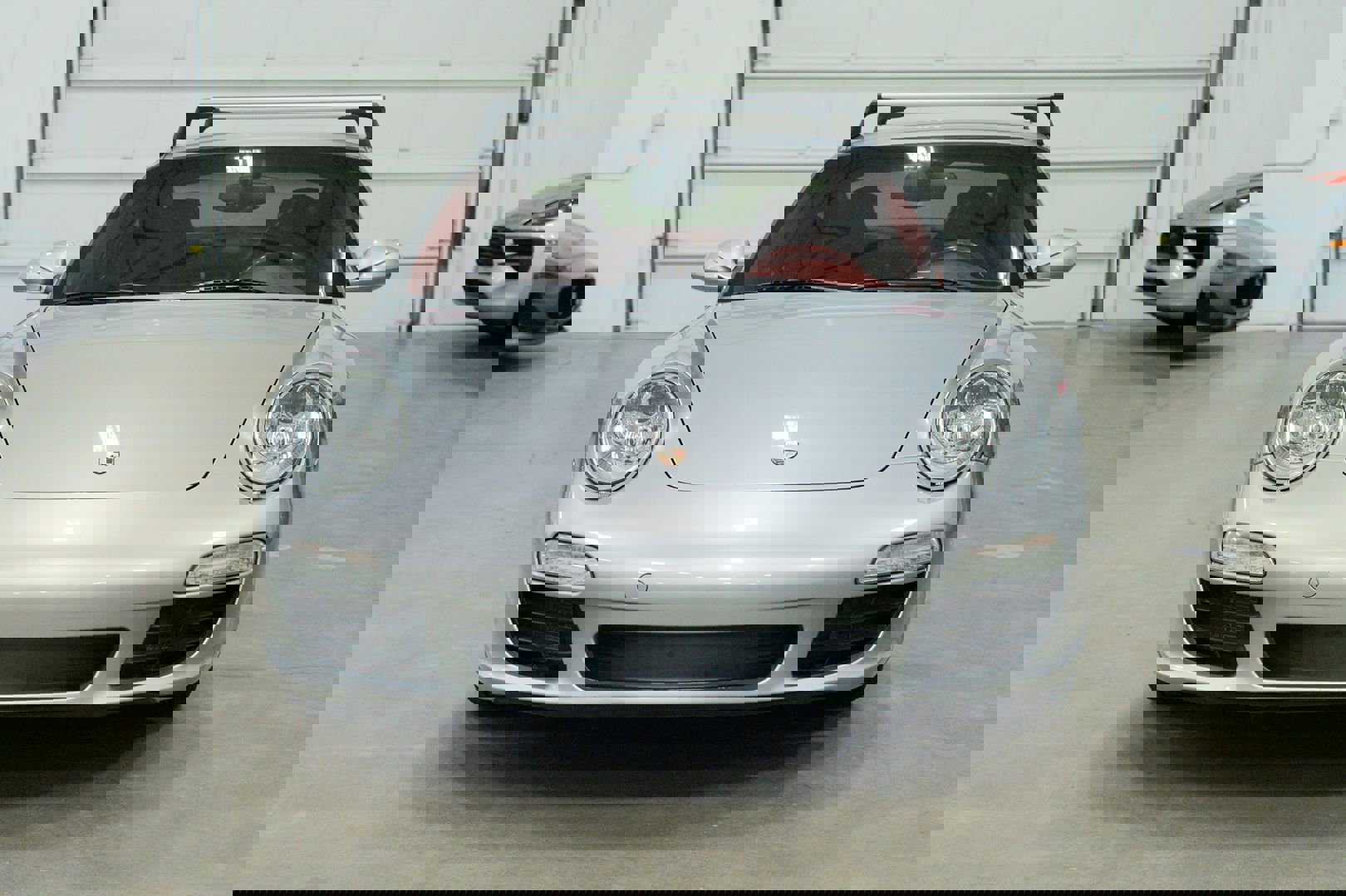 Used 2010 Porsche 911 Carrera image 2