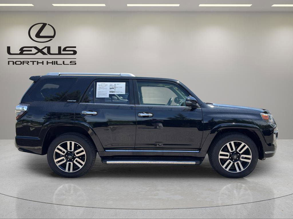 Used 2017 Toyota 4Runner Limited AWD/4WD image 5