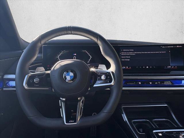 Used 2025 BMW 740i w/ Premium Package RWD image 14
