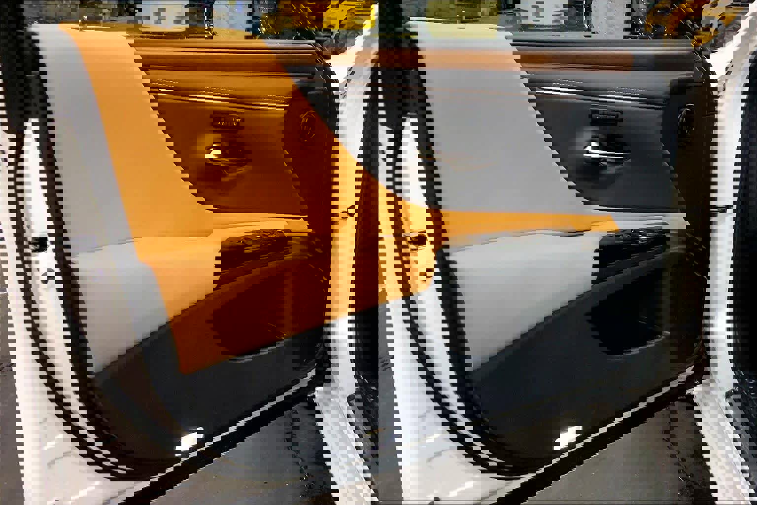 New 2025 Lexus ES 350 w/ Premium Package image 10