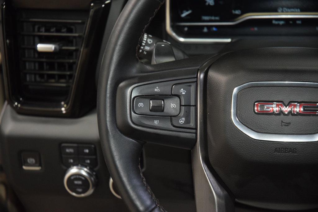 Used 2023 GMC Sierra 1500 AT4 w/ AT4 Premium Package AWD/4WD image 36