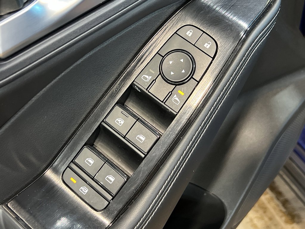 Used 2023 Nissan Rogue SV w/ SV Premium B Package image 10