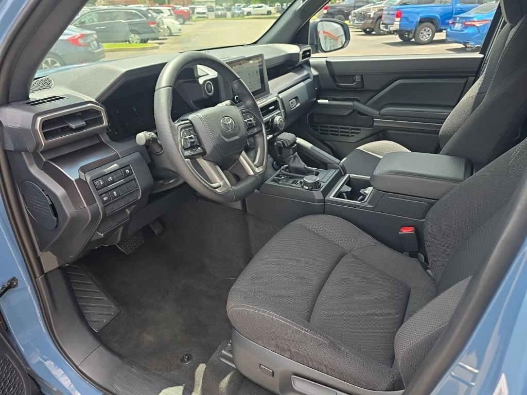 Used 2026 Toyota 4Runner SR5 AWD/4WD image 8