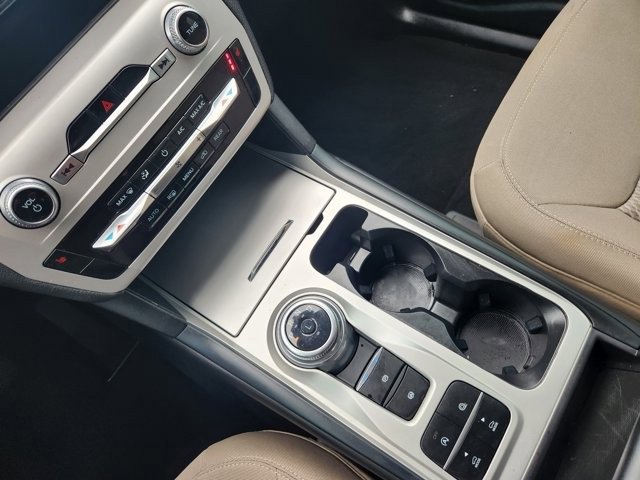 Used 2023 Ford Explorer XLT image 18