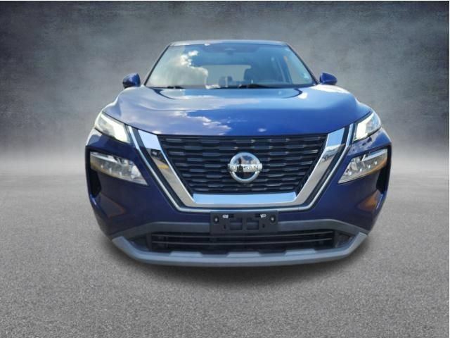 Used 2021 Nissan Rogue SV FWD image 2