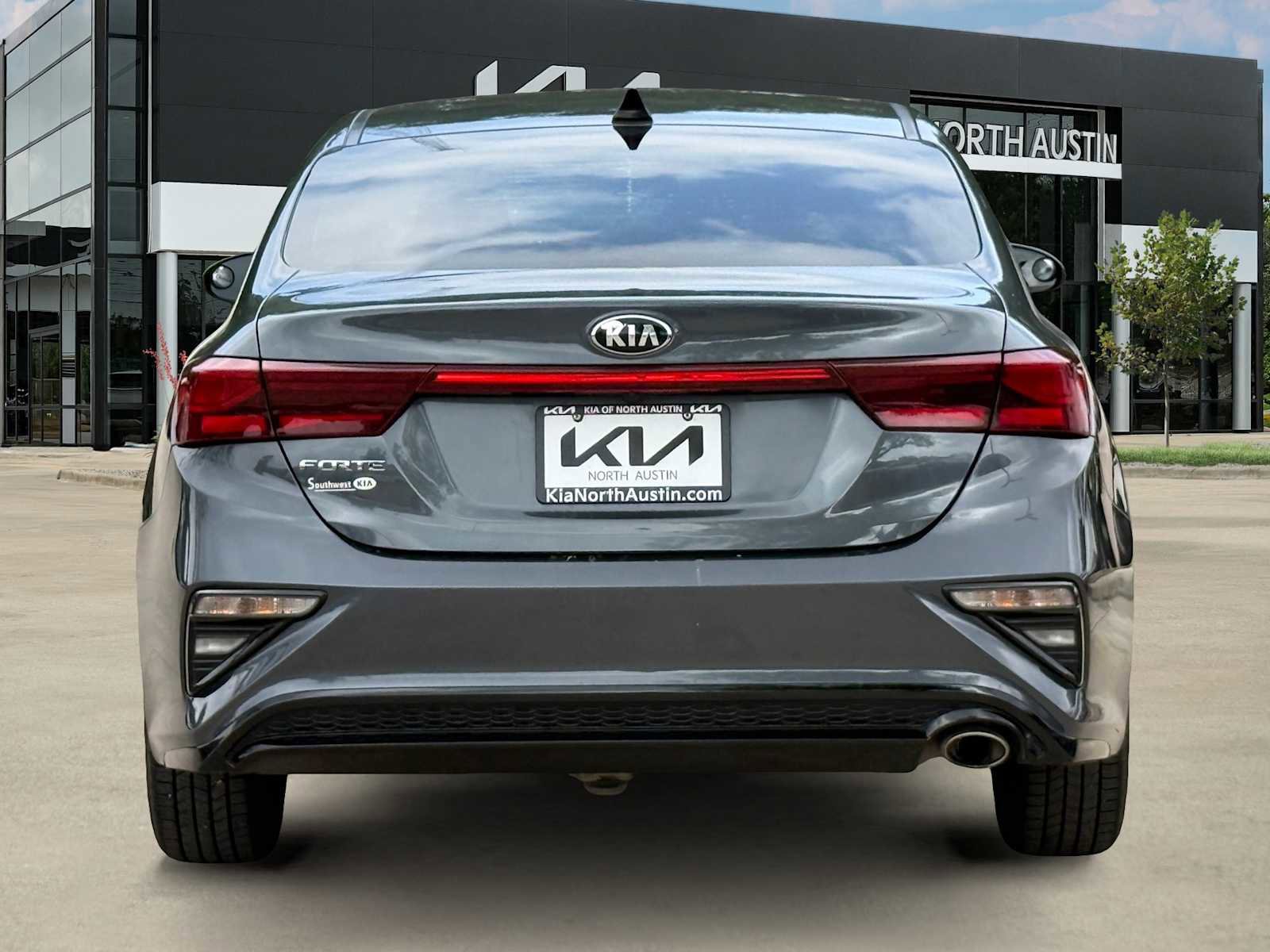Certified 2021 Kia Forte LXS FWD image 6